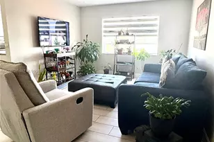 7620 Carlyle Ave, Miami Beach, FL 33141 - Photo 3