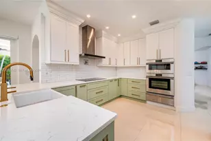 8425 SW 138th St, Palmetto Bay, FL 33158 - Photo 7