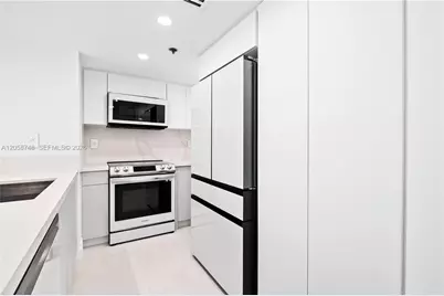 540 Brickell Key Dr #719, Miami, FL 33131 - Photo 3