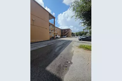 1330 W 54th St #221C, Hialeah, FL 33012 - Photo 35
