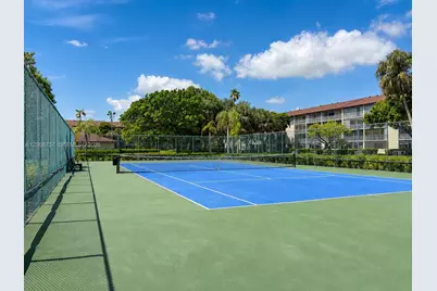 1301 SW 135th Ter #406J, Pembroke Pines, FL 33027 - Photo 17