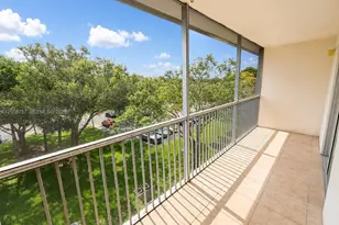 1301 SW 135th Terrace, Pembroke Pines, FL 33027 - Photo 11