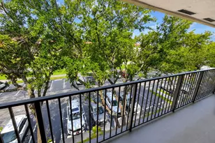 1301 SW 135th Terrace, Pembroke Pines, FL 33027 - Photo 13