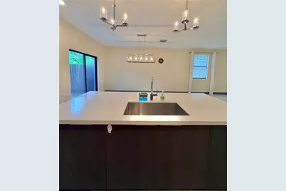 10455 NW 82nd St #10, Doral, FL 33178 - Photo 9