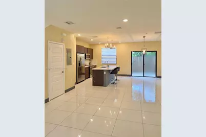 10455 NW 82nd St #10, Doral, FL 33178 - Photo 7