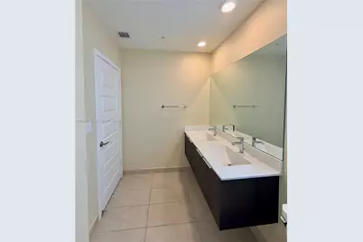 10455 NW 82nd St #10, Doral, FL 33178 - Photo 19