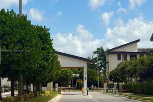 10455 NW 82nd St, Doral, FL 33178 - Photo 3