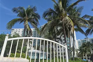 3901 S Ocean Dr, Hollywood, FL 33019 - Photo 25
