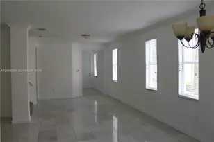 10770 NW 74th Ln, Doral, FL 33178 - Photo 5