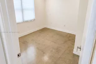 15410 SW 82nd Ln, Miami, FL 33193 - Photo 17