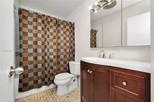 220 SW 65th Ave, Pembroke Pines, FL 33023 - Photo 13