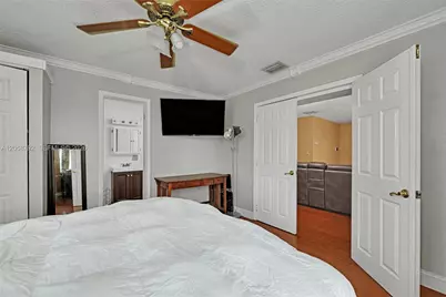 220 SW 65th Ave, Pembroke Pines, FL 33023 - Photo 19