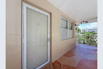10208 NW 24th Pl #205, Sunrise, FL 33322 - Photo 9
