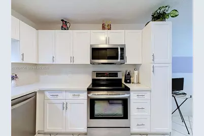 10208 NW 24th Pl #205, Sunrise, FL 33322 - Photo 11