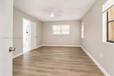 948 NW 9th Ct, Homestead, FL 33030 - Photo 11