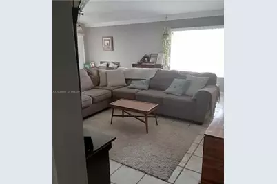 1218 Canary Island Dr, Weston, FL 33327 - Photo 3