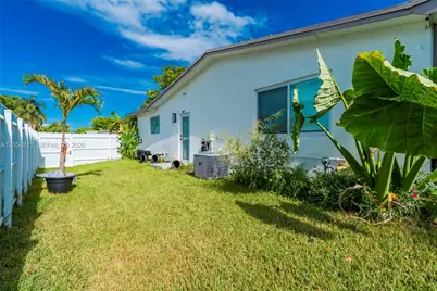 2130 NW 106th Ave, Pembroke Pines, FL 33026 - Photo 37