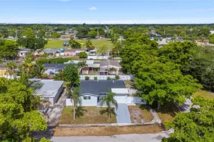 840 N 70th Way, Hollywood, FL 33024 - Photo 3
