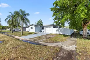 840 N 70th Way, Hollywood, FL 33024 - Photo 7