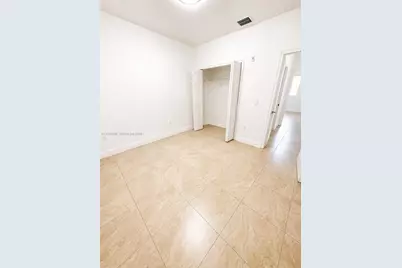 18230 NW 59th Ave #205, Hialeah, FL 33015 - Photo 11