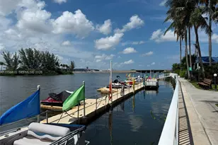 5085 NW 7th St, Miami, FL 33126 - Photo 21