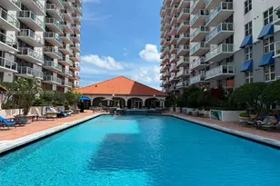 5085 NW 7th St, Miami, FL 33126 - Photo 15