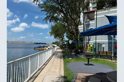 5085 NW 7th St #406, Miami, FL 33126 - Photo 31