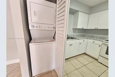 1373 NE 144th St #-, Miami, FL 33161 - Photo 9