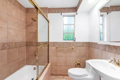 1906 SW 21st St, Miami, FL 33145 - Photo 19