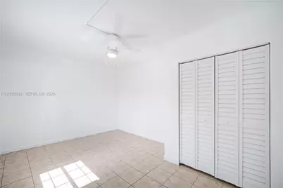 15431 Harding Ln, Homestead, FL 33033 - Photo 5