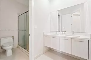 5080 NW 84th Ave, Doral, FL 33166 - Photo 13