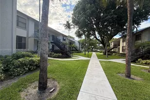1252 S Military Trail, Deerfield Beach, FL 33442 - Photo 29