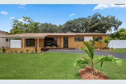 941 NW 180th Ter #0, Miami Gardens, FL 33169 - Photo 1