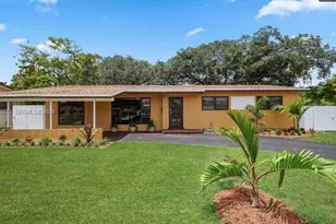 941 NW 180th Terrace, Miami Gardens, FL 33169 - Photo 1