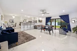 941 NW 180th Terrace, Miami Gardens, FL 33169 - Photo 5
