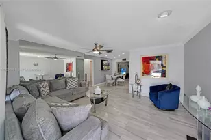 6708 NW 57th Ct, Tamarac, FL 33321 - Photo 3