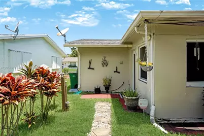 6708 NW 57th Ct, Tamarac, FL 33321 - Photo 37