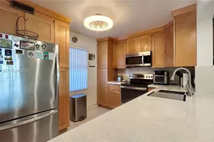 190 SE 5th Ave, Dania Beach, FL 33004 - Photo 5