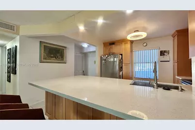 190 SE 5th Ave #104, Dania Beach, FL 33004 - Photo 7