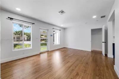 101 NW 100th St, Miami Shores, FL 33150 - Photo 11