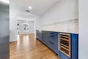 101 NW 100th St, Miami Shores, FL 33150 - Photo 5