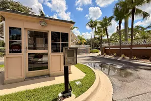 15570 SW 105th Ln, Miami, FL 33196 - Photo 17