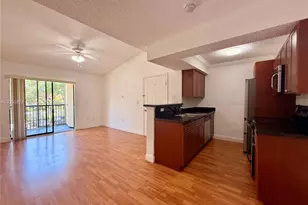 15570 SW 105th Ln, Miami, FL 33196 - Photo 5