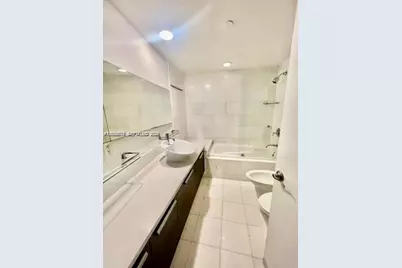 2950 NE 188th St #231, Aventura, FL 33180 - Photo 15