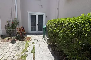 17089 SW 93rd St, Miami, FL 33196 - Photo 3