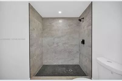 2925 NW 63rd St, Miami, FL 33147 - Photo 27