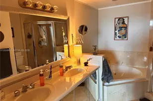7900 Harbor Island Dr, North Bay Village, FL 33141 - Photo 13