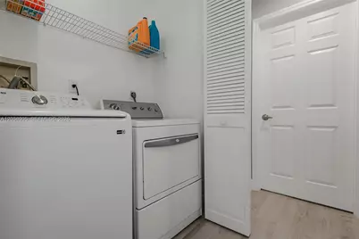 945 NW 202nd Ave, Pembroke Pines, FL 33029 - Photo 25
