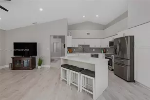 945 NW 202nd Ave, Pembroke Pines, FL 33029 - Photo 17
