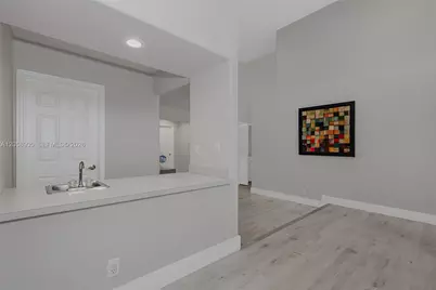 945 NW 202nd Ave, Pembroke Pines, FL 33029 - Photo 7